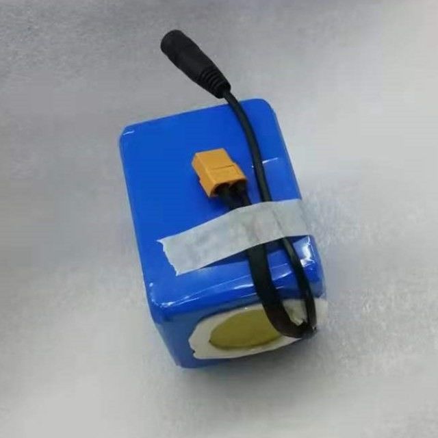 Baterai lithium 12 volt 10ah 18650 3 sel dalam seri dengan colokan XT60