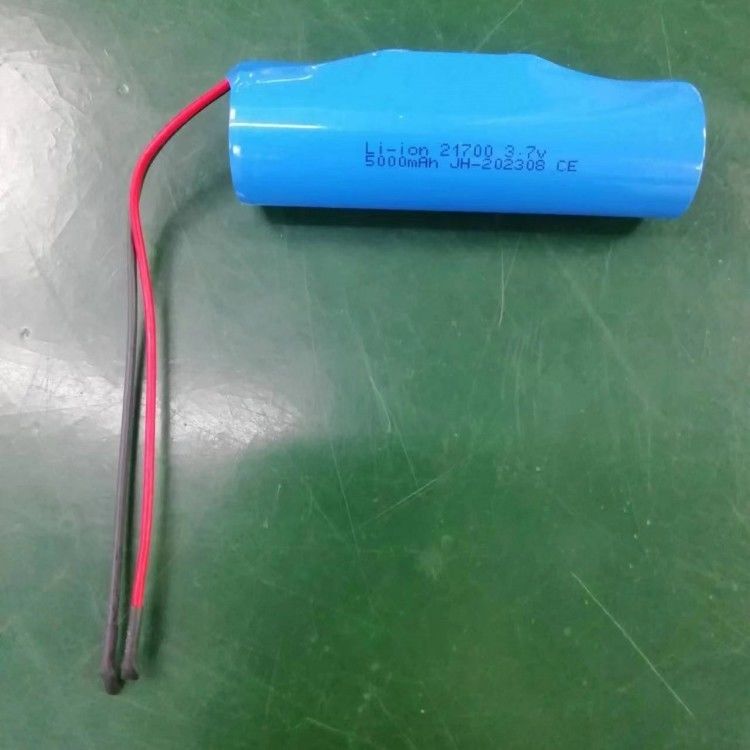 3.7V 5000mAh 21700 Paket Dengan PCB Dan Led 20 AWG Untuk Perangkat Elektronik
