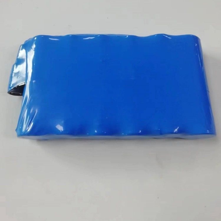 Custom 11.1v 10ah Baterai Paket 6pcs 21700 Lithium Ion Baterai Dalam Satu Baris Dengan DC 5521 Wanita