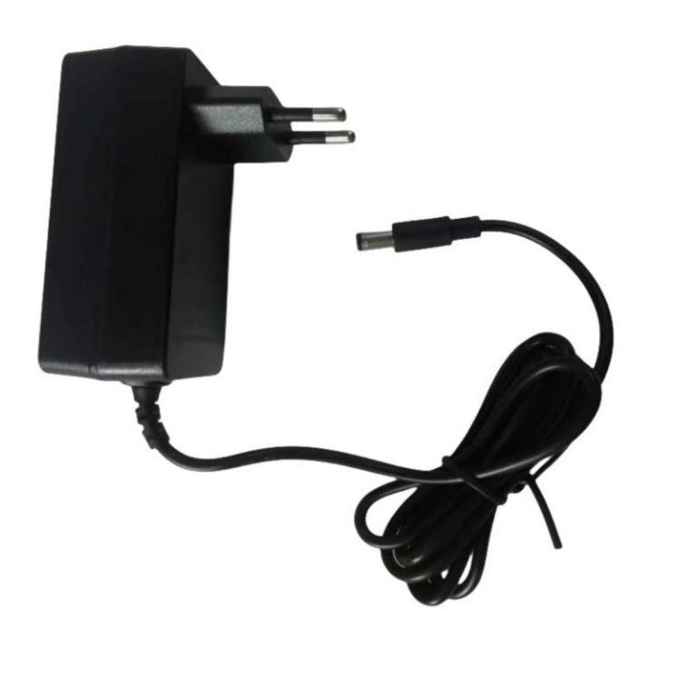 CE 12.6 V 2A pengisi daya EU Plug DC5521 Konektor Barrel Untuk penggunaan baterai 12V