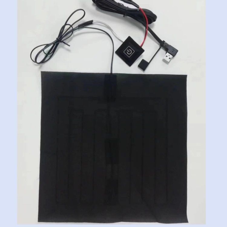 Pakaian Custom Padding Pemanas 24*24cm Untuk Bantal Pemanas 5V Dengan USB Bend Head