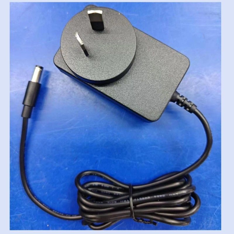 Adaptor AC/DC 12V 2A Pengisi daya AU Plug DC 5.5x2.1mm plug jantan