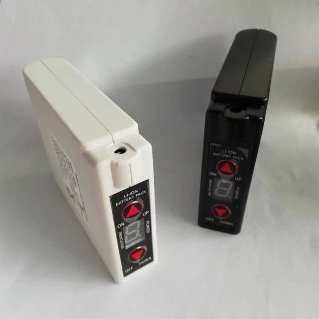 KC 7.4V 5200mAh Pakaian Pemanas Baterai Fan Jacket Baterai Dengan ON / OFF Switch Up And Down Kontrol Suhu