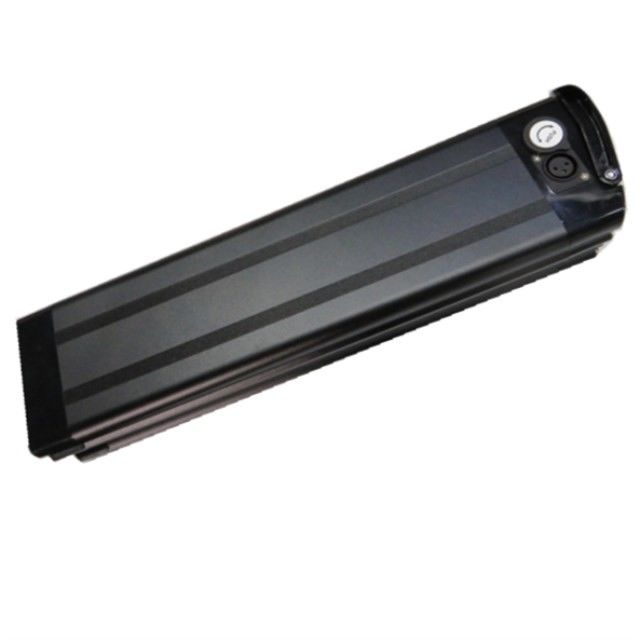 Paket Baterai Ikan Perak 48V 15Ah untuk Ebike dengan 3P Cannon Head Charging Port