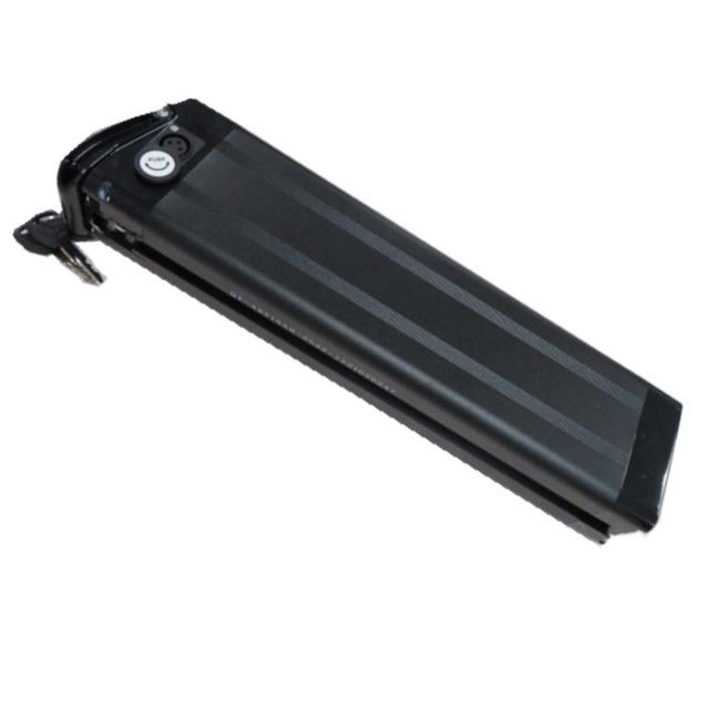 Paket Baterai Ikan Perak 48V 15Ah untuk Ebike dengan 3P Cannon Head Charging Port