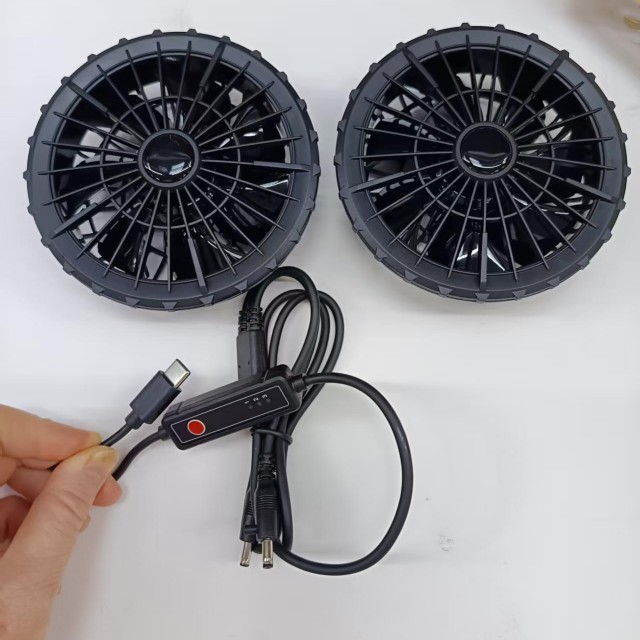 Kipas Pendingin Udara 5V 2pcs Di Dalam Kemeja Kipas Untuk Pekerja Di Luar Dengan Colokan Tipe C