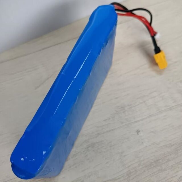 Paket Baterai Khusus 7s1p 18650 24V 3500mAh Untuk Motor 350W dengan colokan Xt60